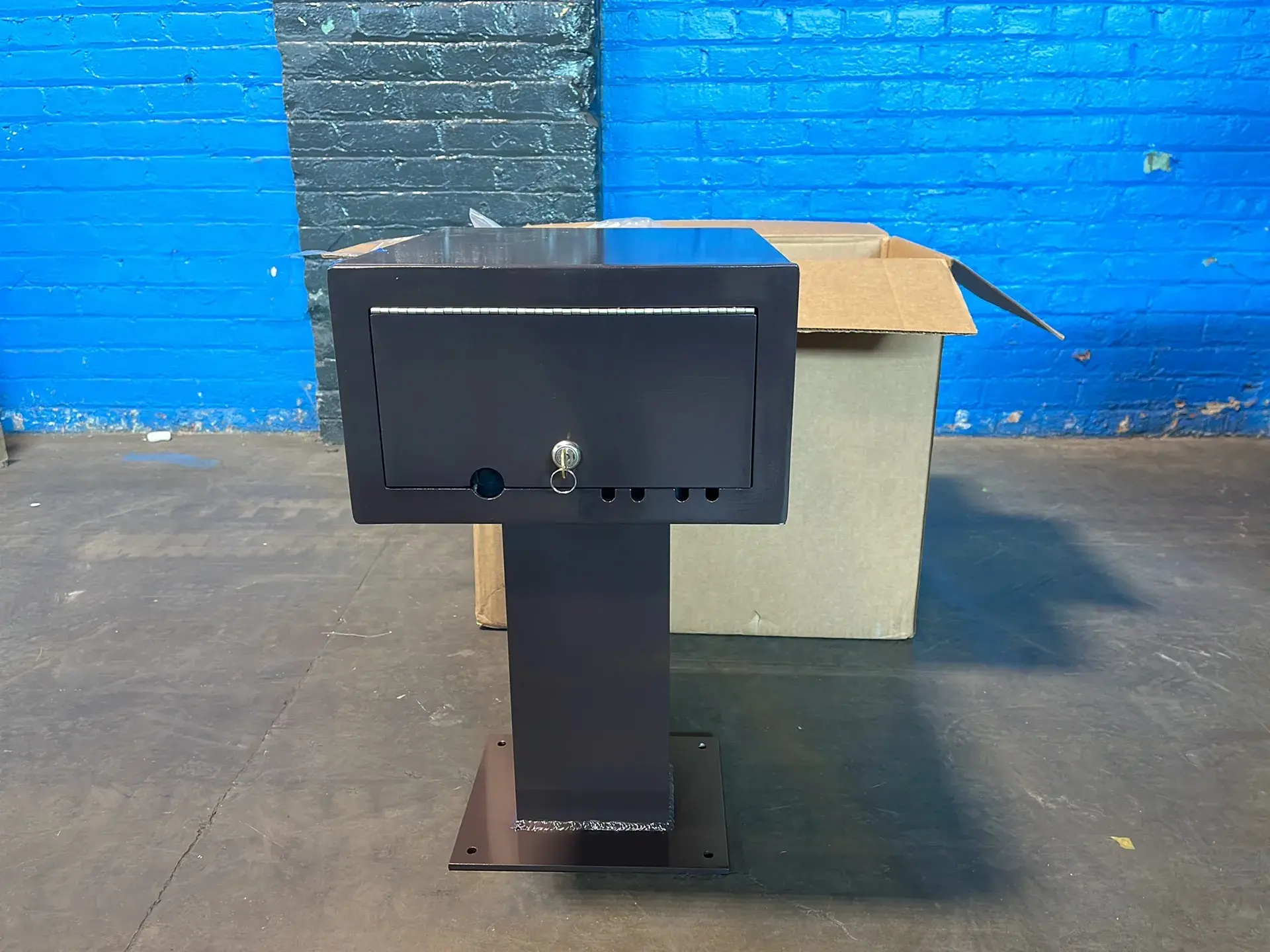 Used COLE LIGHTING TL410WCSPED/ADA Electrical Boxes Ohio US | HGR 24 #1150473