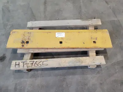 NEW 2023 CATERPILLAR 135-6729