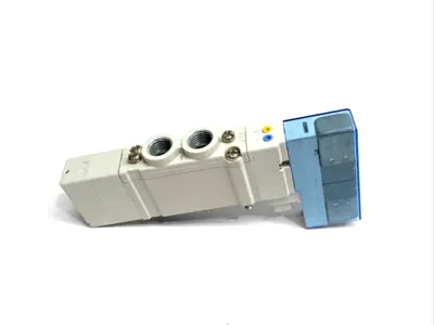 USED SMC SOLENOID VALVE 4/5-PORT 0.2~0.7MPA