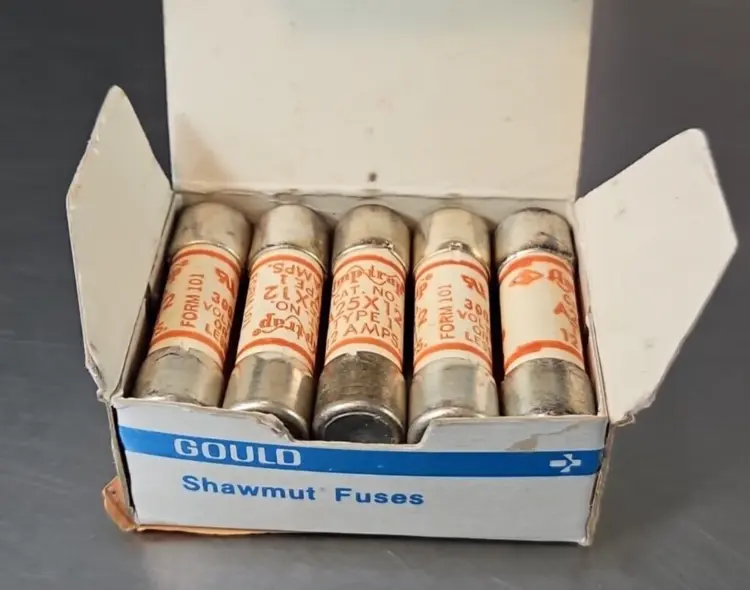 Used Gould Shawmut _UNKNOWN_ Fuses South Carolina US | Palmetto Automation #1163076