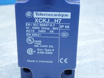 NEW TELEMECANIQUE XCKJ167