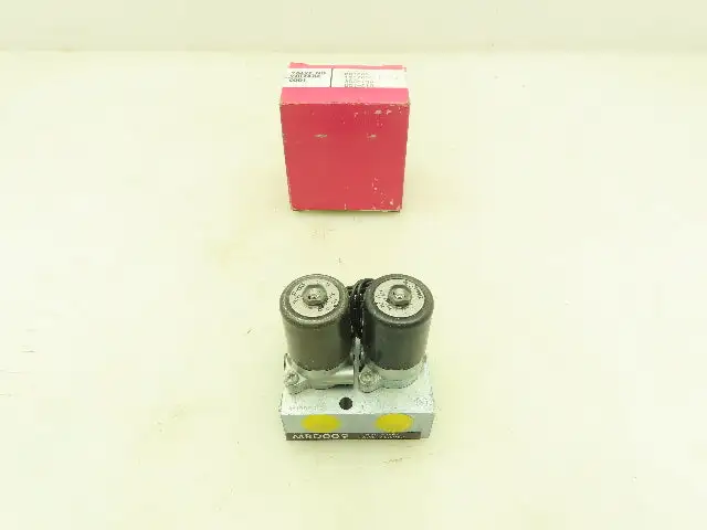 Honeywell Skinner MBD009 Solenoid Valve 4-Way Assembly NO 120VAC 150 PSI MBD005