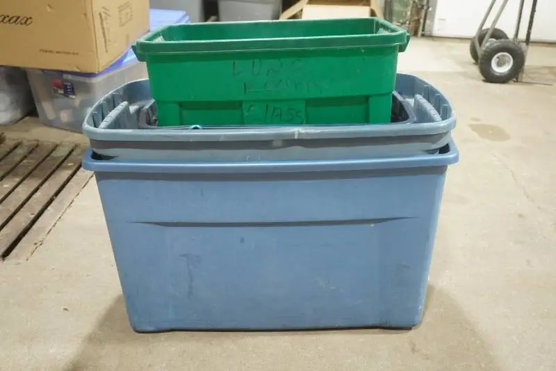storage totes
