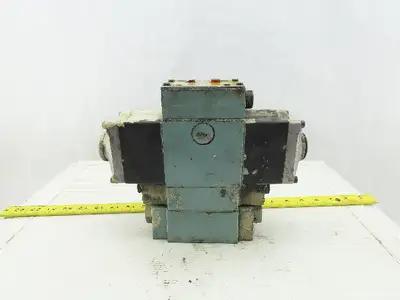 Rexroth 4WE10J21/AW110N Hydraulic Directional Control Solenoid Valve