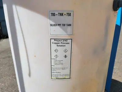 500 L Plastic Mixing Tank w/ Fittings