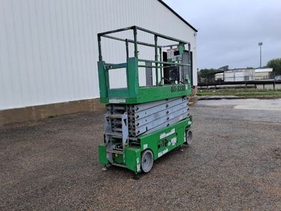 USED 2016 Genie GS-3232