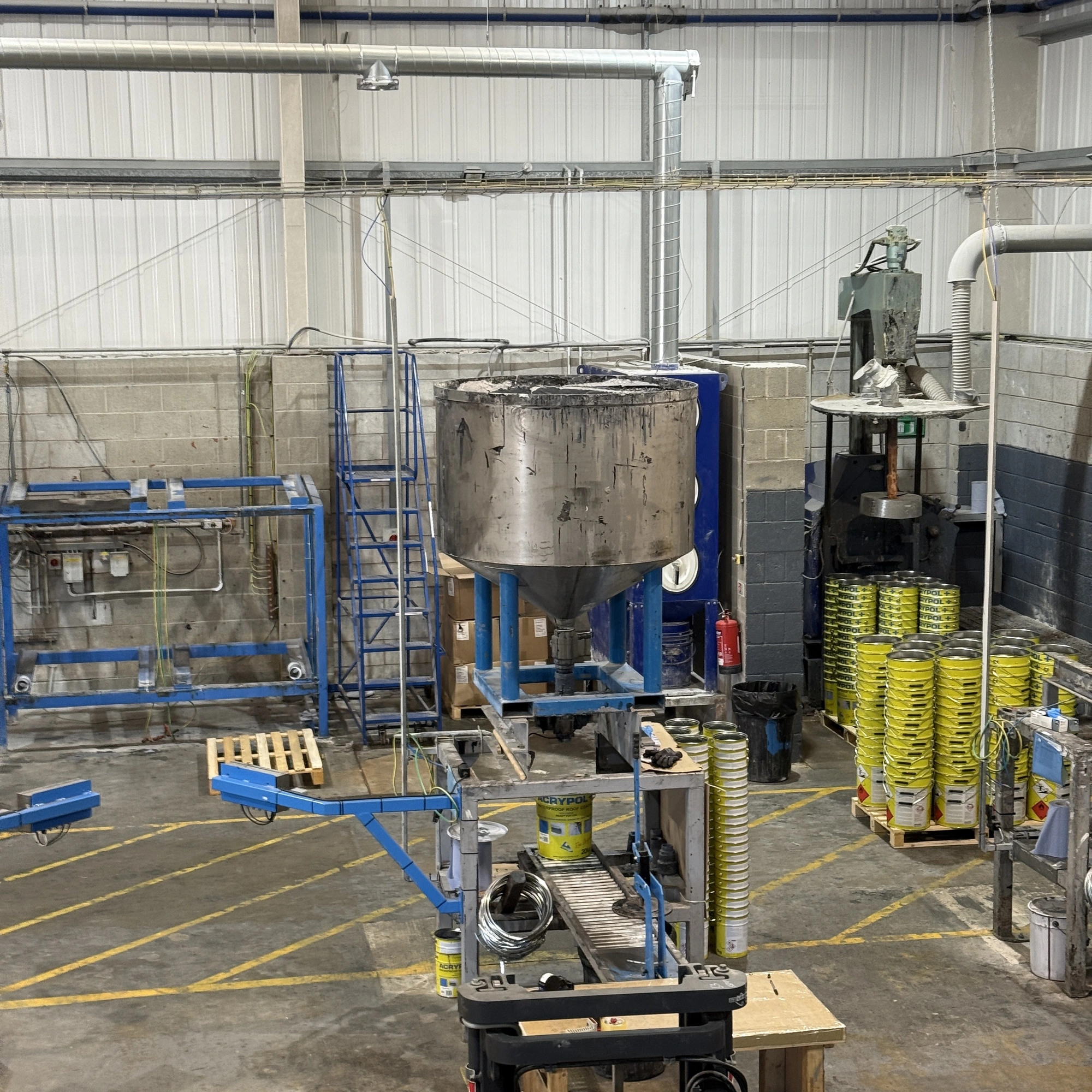IBC decanting stations with Ian Fellows System 2X Scales to fill upto 20 L