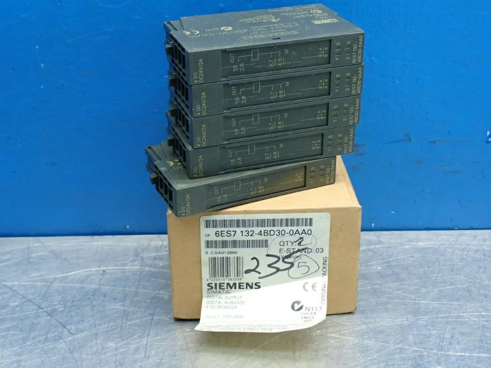 New | in-Stock SIEMENS 6ES71324BD300AA0 PLC Input & Output Ohio US | HGR 24 #872950