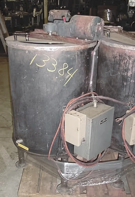 USED WAAGE OPEN TOP 25 GALLON MELTING KETTLE