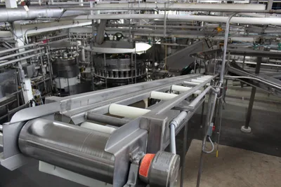 Inclined Hopper Infeed Belt Conveyor