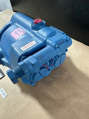NEW Eaton PVB15-RSY