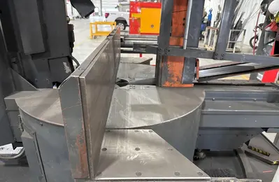 16" X 28" COSEN MODEL #SH-710LDM HORIZONTAL 60° MITERING BAND SAW: STOCK #23643