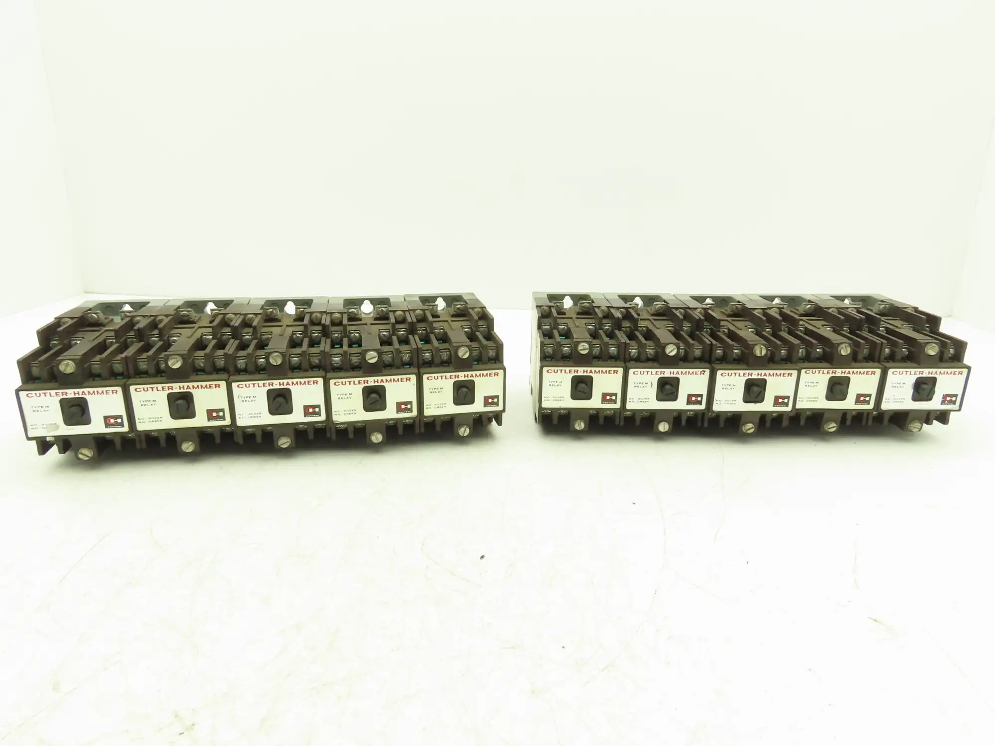 Cutler Hammer Type M Relay 10A 120V Coil 8NO w/ Series A2 Attachment Lot of 10