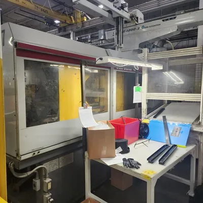 1999 VAN DORN 400HT2800 Injection Molding Horizontal/Vertical | Machinery Network (2)