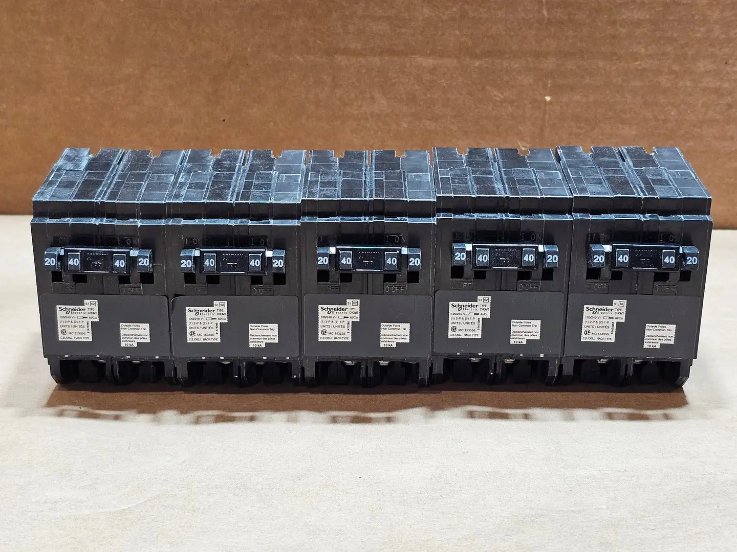 New | in-Stock SCHNEIDER CHOMT2020240 Switchgears British Columbia CA | Lenmark #1434880