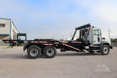 New | in-Stock 2026 MACK GRANITE 64BR Rolloff Trucks Texas US | Roll Off Truck World #1491904