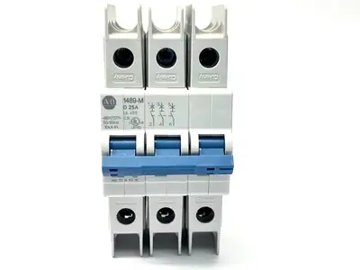 USED ALLEN-BRADLEY SER. D CIRCUIT BREAKER 25A 3-POLE D-CURVE