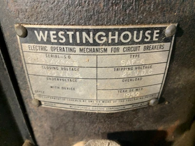 Westinghouse B-28-B Oil Circuit Breaker 1200A, 13800V, 125VDC Tr