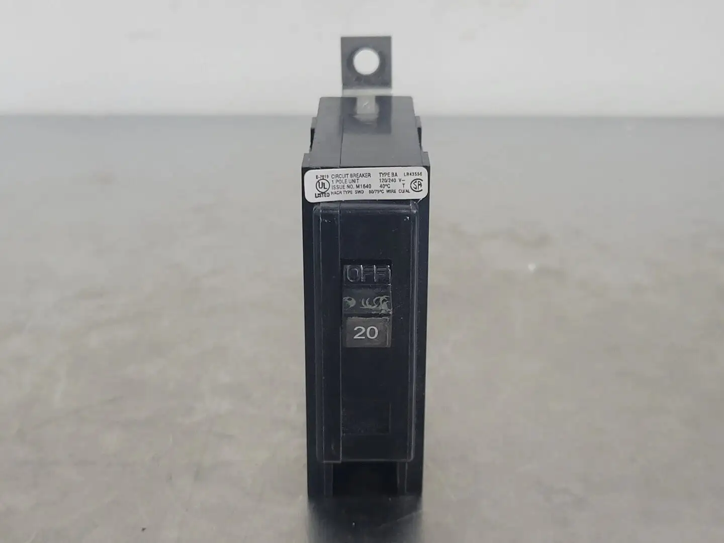 USED CUTLER-HAMMER BA120