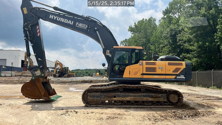 Used 2023 HYUNDAI HX380AL Excavators South Carolina US | National Equipment Dealers #1422414