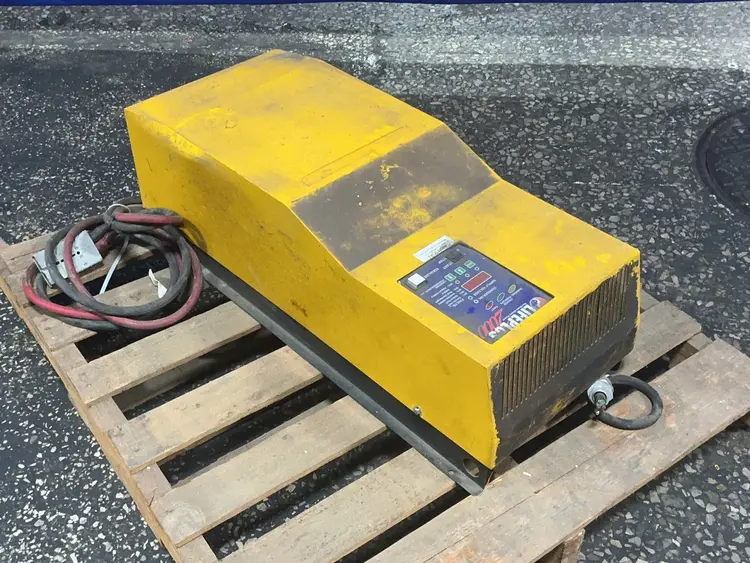 Used 2024 HAWKER OLDHAM LIFEPLUS 2000 Battery Chargers Ohio US | HGR 24 #1549946
