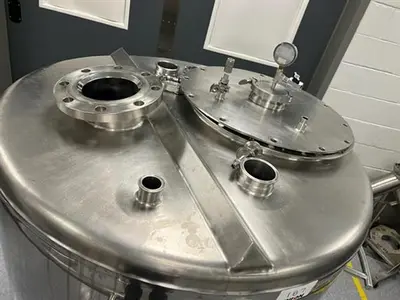 Lee model 150 SSA 150 gallon stainless steel tank