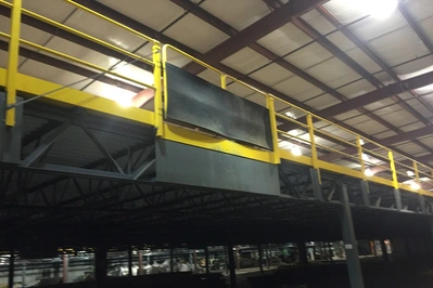 Used _UNKNOWN_ _UNKNOWN_ Guard Rails Rhode Island US | American Surplus #1268184