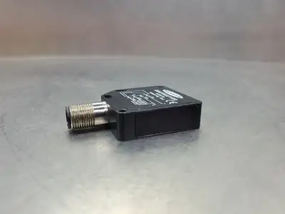BANNER ENGINEERING QM42VN6AF150Q 10-30VDC Proximity Sensor. 3E-26