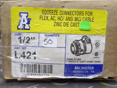 Lot of 50 Arlington L421 1/2" Zinc Die Cast Squeeze Connectors New NIB