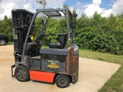Used 2018 TOYOTA 8FBCU25 Misc Forklifts Illinois US | Somerset Equipment Sales #1543070
