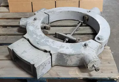 Used CLAUSING-COLCHESTER STEADY REST Misc Industrial Equipment Kentucky US | Aucto #686741