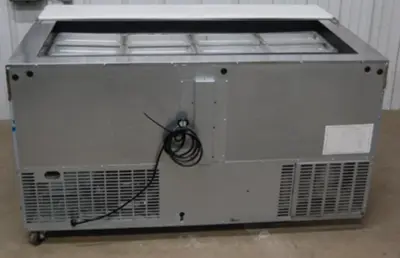 142-0005 Traulsen UST6024-LR Two 2 Door Sandwich Sub Prep Table Cooler-2024