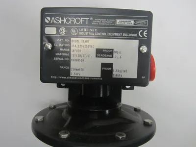 New Ashcroft B420T-XTA07 Pressure Control Switch B420TXTA07