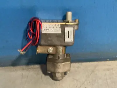 Used BARKSDALE C96123 Pressure Switches Ohio US | HGR 24 #1474827
