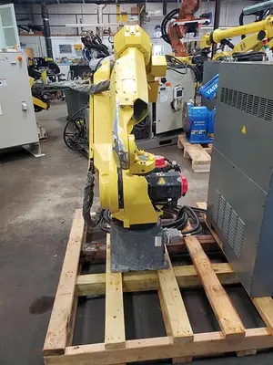 USED 2010 FANUC M-20IA