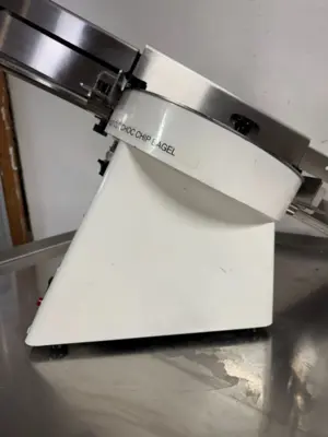 182-0199 2014 Oliver 702-N Bagel Slicer