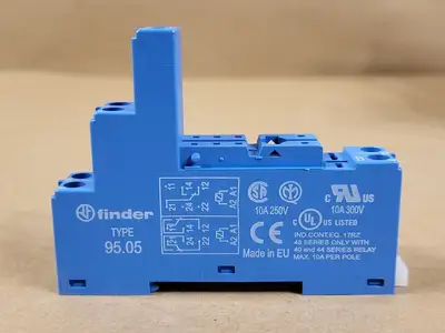 NEW FINDER 95.05.SPA