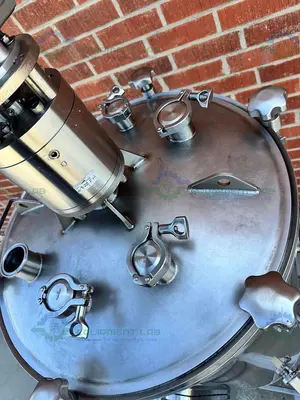 Unknown Brand 300 Liter Mixing Tank w/ Lenze 3 Phase Motor, Impeller