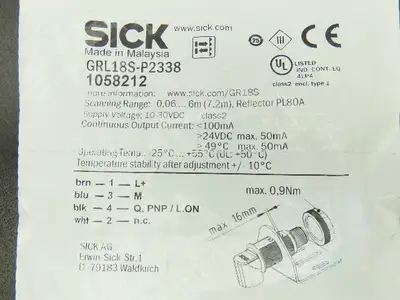 Sick 1058212 Photoelectric retro-reflective sensor M18x1 Mounting Radial Axis