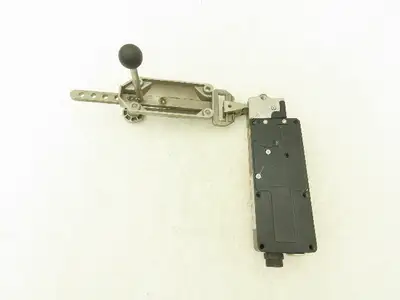 Fortress Interlock TA4T6LL411L0BY00NMPB1 Safety Switch w/Pushbuttons & Slide Bar