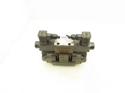 Used HUSKY HYDROLUX MOOG _UNKNOWN_ Valves/Fittings | Arrow Industrial #622605