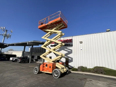 Used 2017 JLG 4394RT Scissor Lifters California US | Big Truck & Equipment #1412291