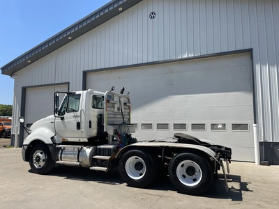 USED 2012 INTERNATIONAL LF667