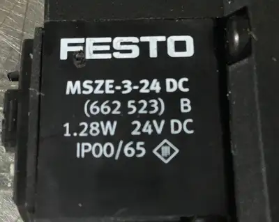 FESTO CPE14-M1BH-5/3GS-1/8 196938 Solenoid Valve + (2) 663523 Coils 24VDC 6B