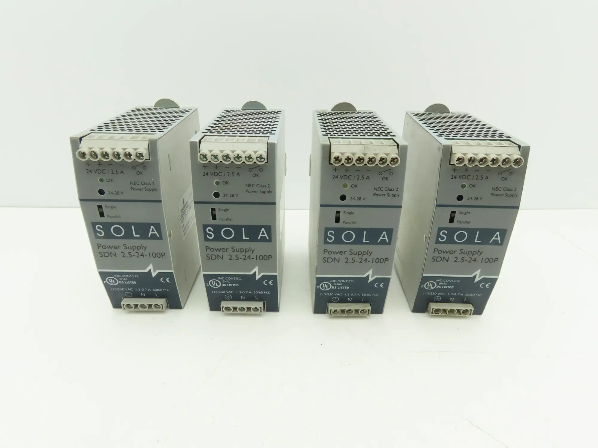 Emerson Sola SDN2.5-24-100P PLC Power Supply 24VDC 2.5A 115/230V 1PH Lot of 4