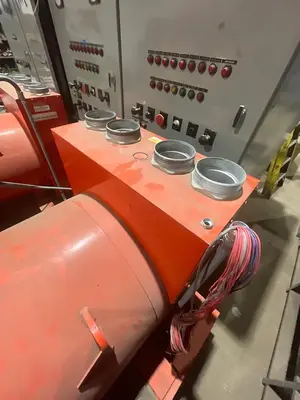 USED 1987 DMT CORPORATION DMT-825C