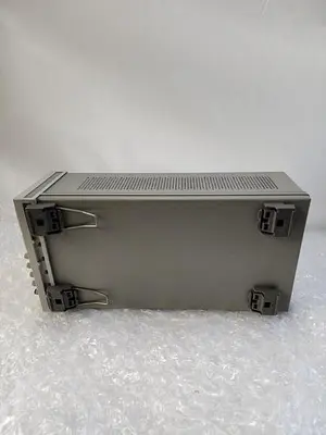 HEWLETT PACKARD 4261A METER