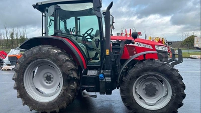 USED 2022 Massey Ferguson 5711