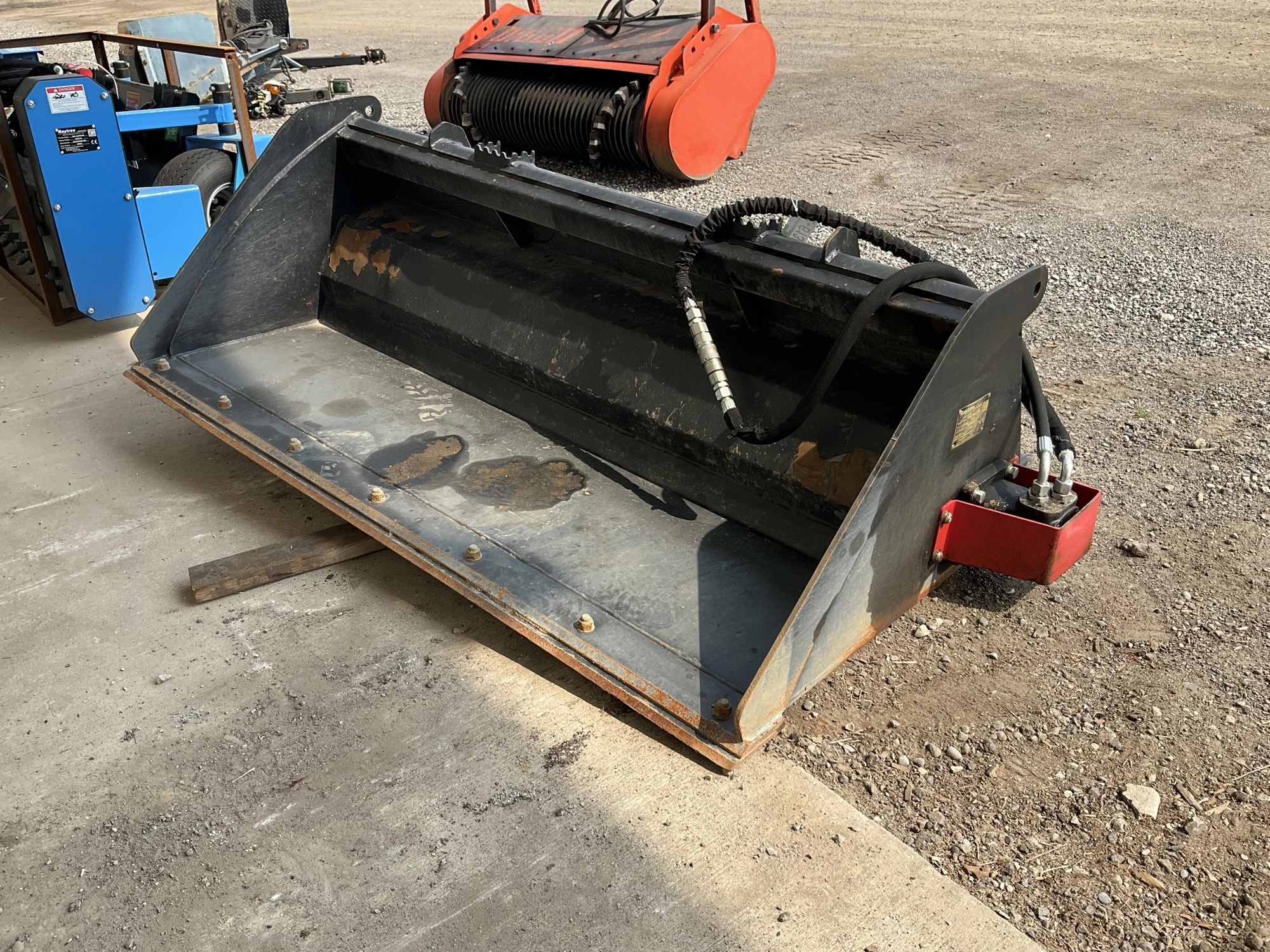 Used RAYTREE RMRB72 POWER RAKE BUCKET SKID STEER ATTACHMENT Skid Steer Buckets Michigan US | Miedema Asset Management Group #1477077