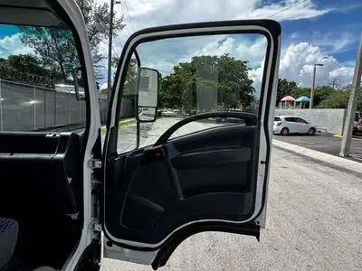 Used 2023 ISUZU NPR HD Box trucks Florida US | Truck and Van Outlet #1509136